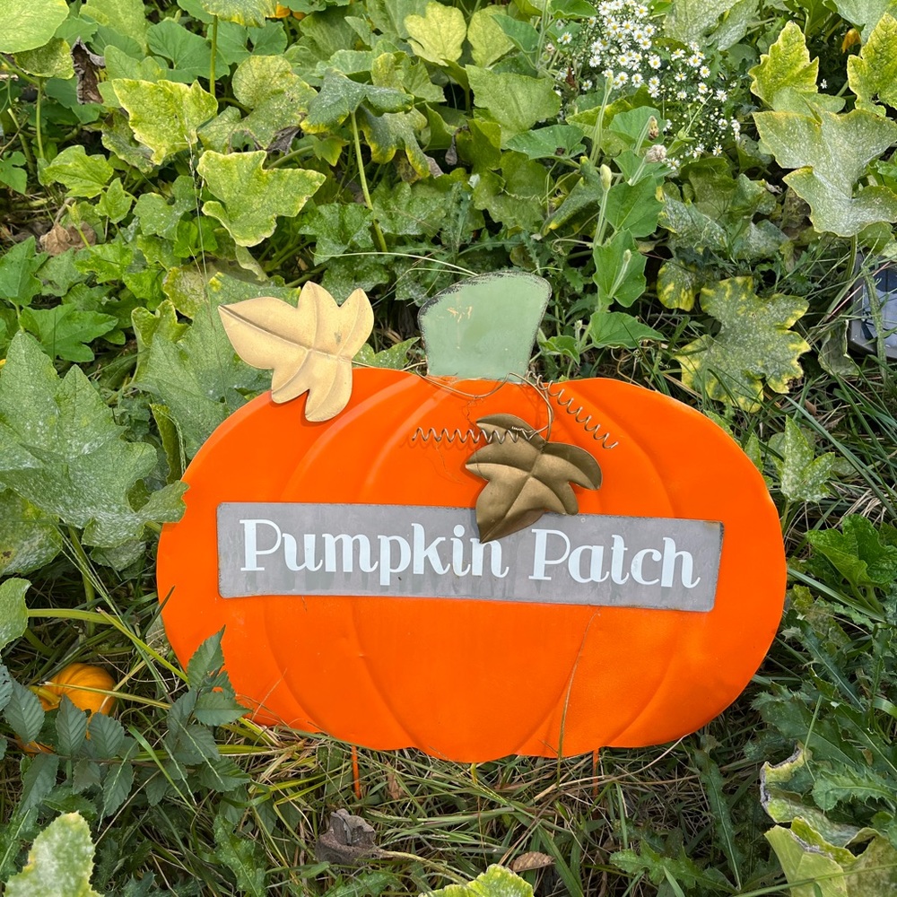 Pumpkin patch garden sign
